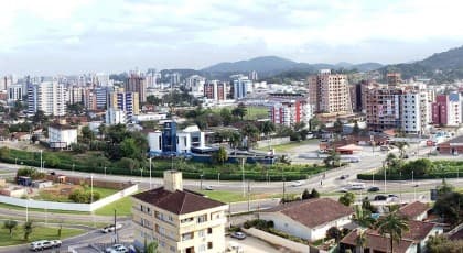 Imagem da rota de Curitiba, PR para Joinville, SC